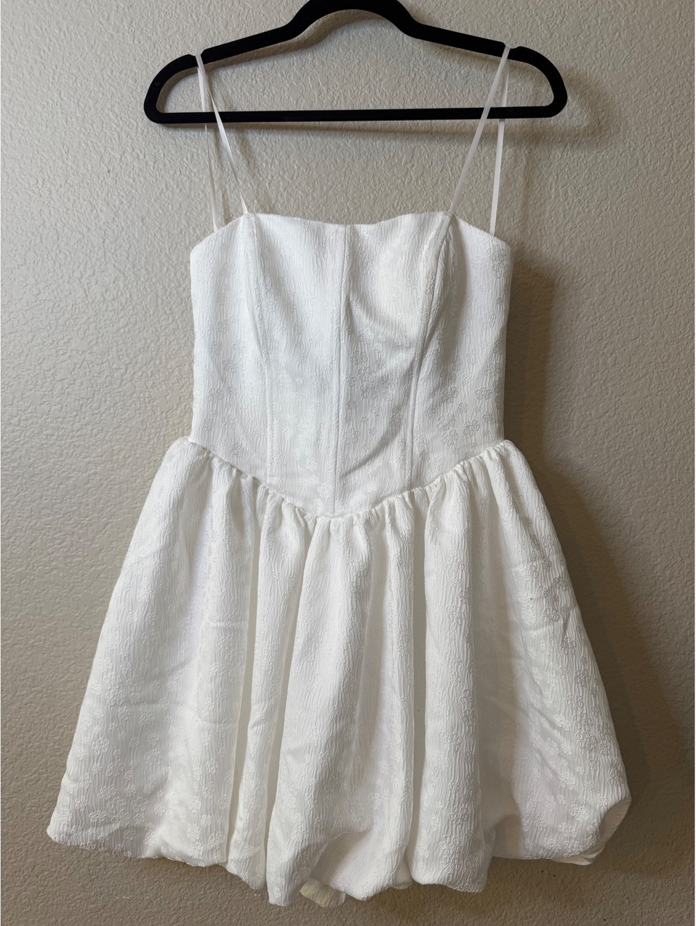 Juniors 9/10 B Darlin White Bubble Hem Strapless Dress Homecoming